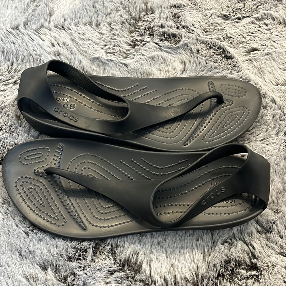 Crocs Iconic Comfort Serena Sandal